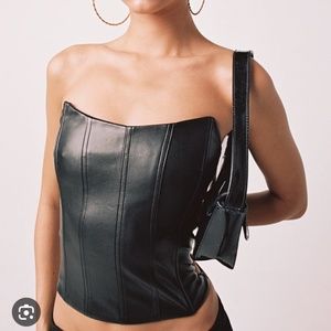 Tiger Mist Cayenne LongLine Top- Olive M